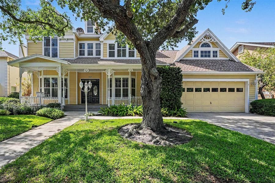 Property photo for 833 MARCO DRIVE NE, St Petersburg, FL