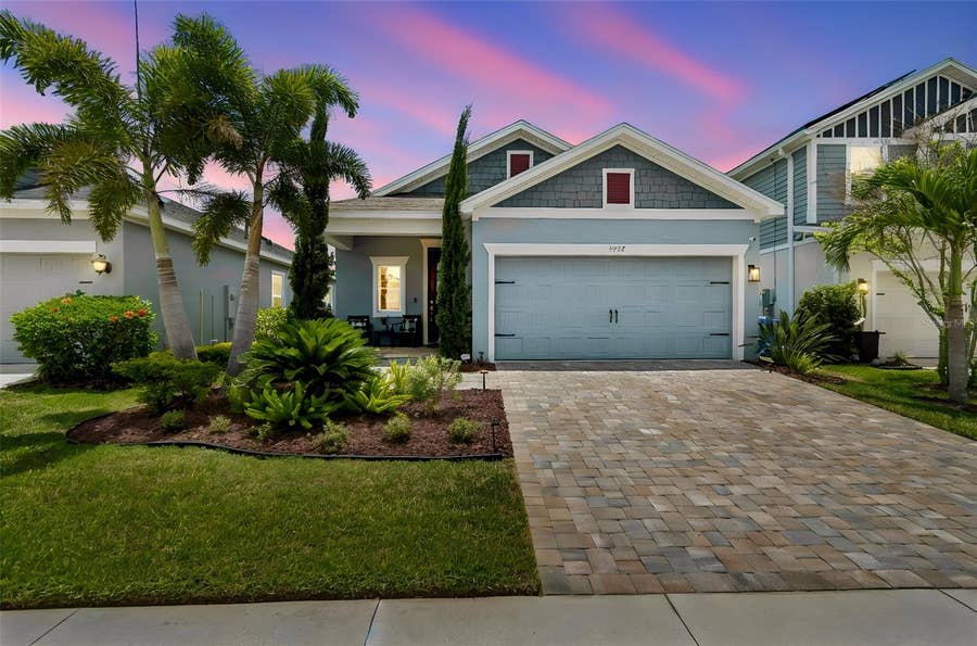 Property photo for 5722 SILVER SUN DR, Apollo Beach, FL