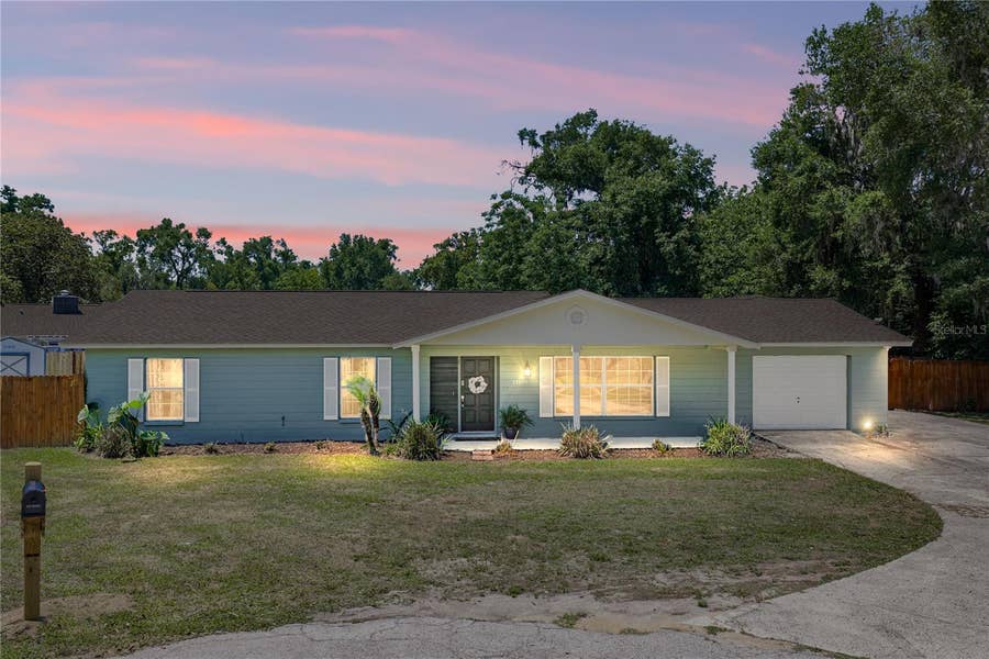 Property photo for 37634 HIDDEN PARK COURT, Dade City, FL