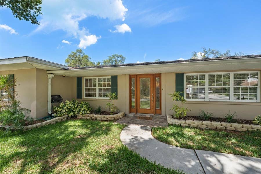 Property photo for 802 ALLAMANDA DRIVE, Largo, FL