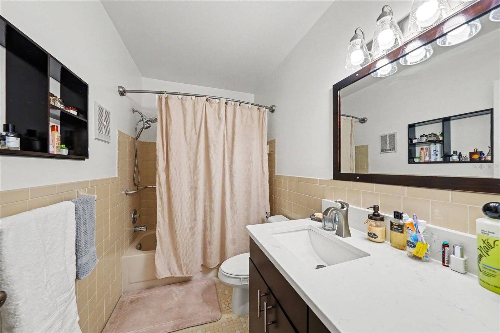 2284 PHILIPPINE DRIVE, #69, Clearwater, FL 33763 Bathroom 2