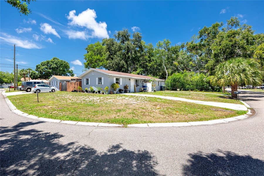 Property photo for 122 WERTZ DRIVE, Largo, FL