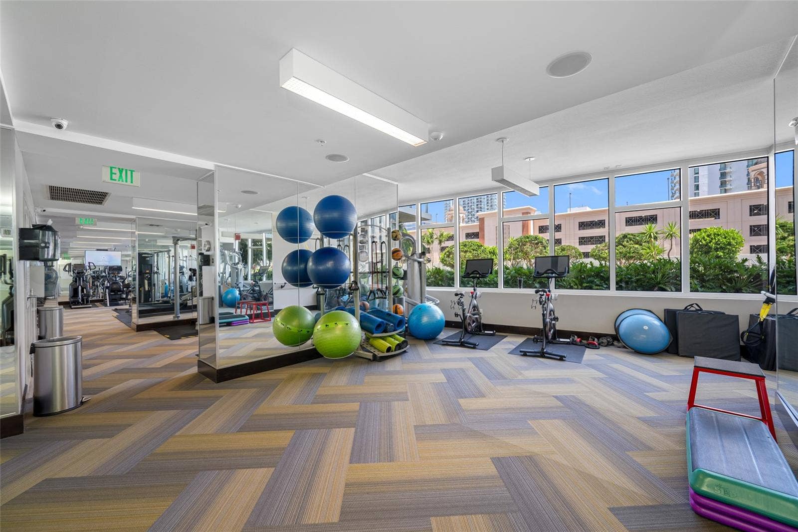 175 1ST STREET S, #1204, St Petersburg, FL 33701 175 1ST STREET S, #1204, St Petersburg, FL 33701