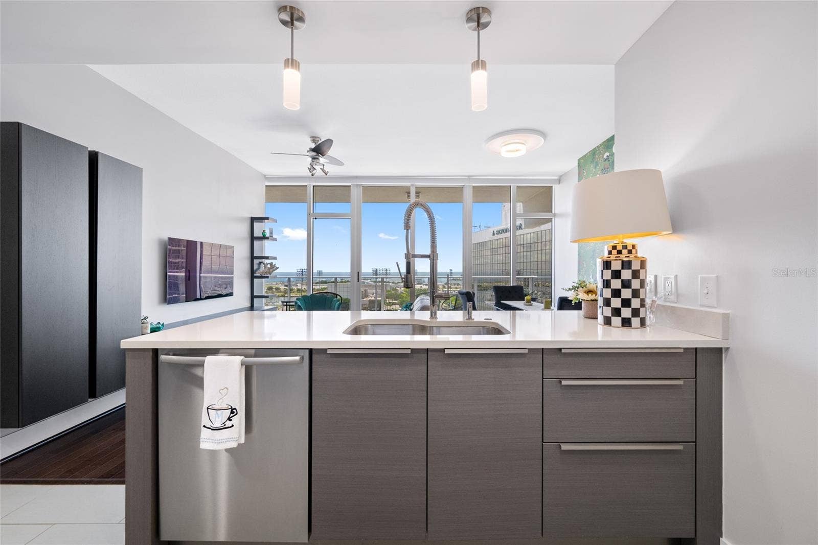175 1ST STREET S, #1204, St Petersburg, FL 33701 Kitchen view