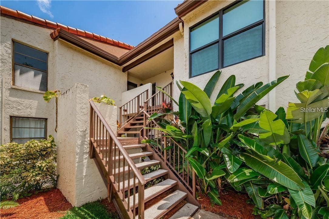 2595 CYPRUS DRIVE, #4-217, Palm Harbor, FL 34684