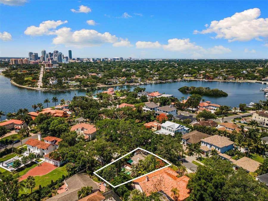 Property photo for 135 ARANDA STREET NE, St Petersburg, FL