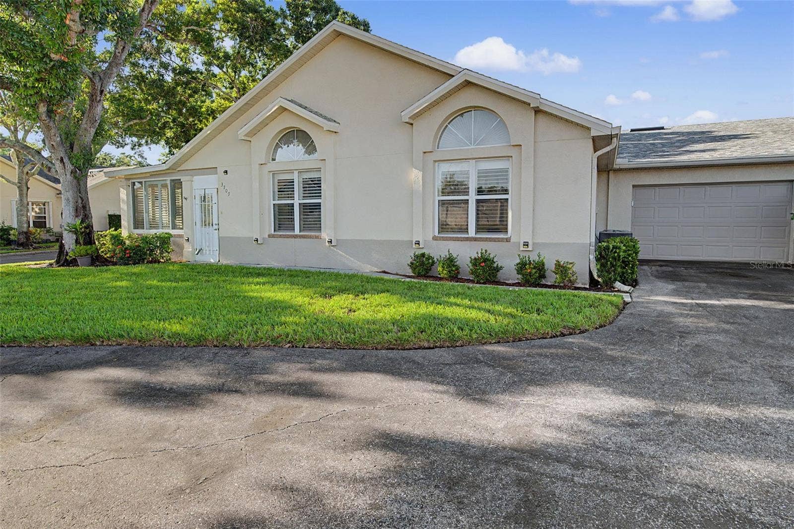 3709 MOLLIE LANE, Sun City Center, FL 33573 3709 MOLLIE LANE, Sun City Center, FL 33573