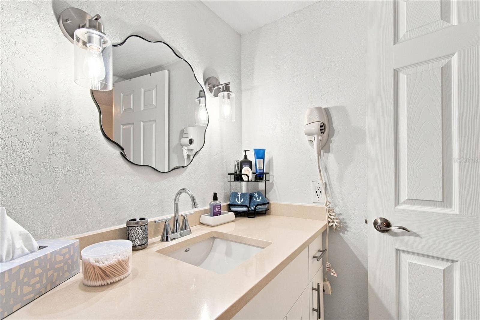 17035 GULF BOULEVARD, #216, North Redington Beach, FL 33708