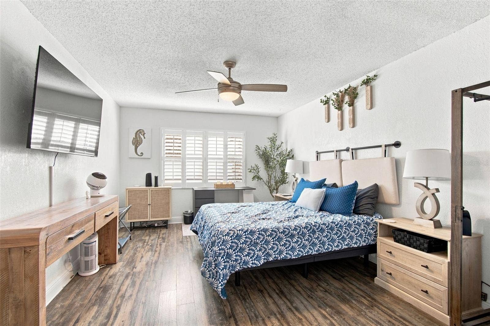 17035 GULF BOULEVARD, #216, North Redington Beach, FL 33708