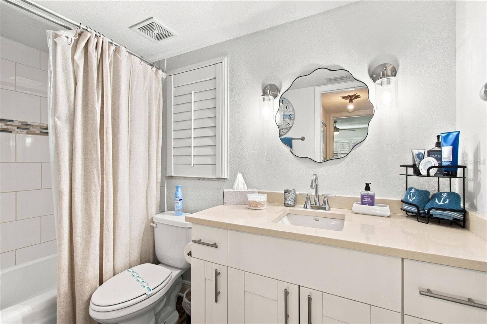 17035 GULF BOULEVARD, #216, North Redington Beach, FL 33708