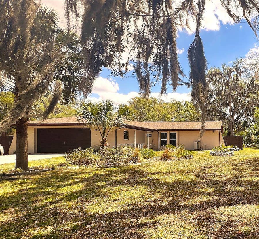 Property photo for 220 NE 11TH STREET, Crystal River, FL