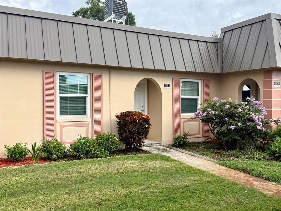 Property photo for 4303 SUMMERSUN DRIVE, New Port Richey, FL