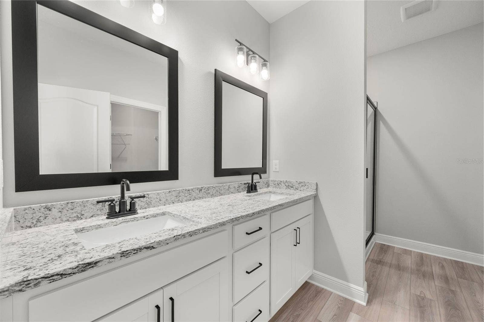 7879 SOMERSWORTH DRIVE, Kissimmee, FL 34747 7879 SOMERSWORTH DRIVE, Kissimmee, FL 34747