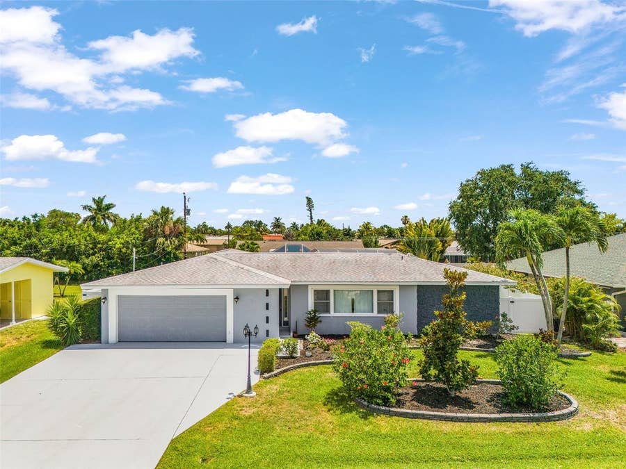 Property photo for 1320 SE 26TH TERRACE, Cape Coral, FL