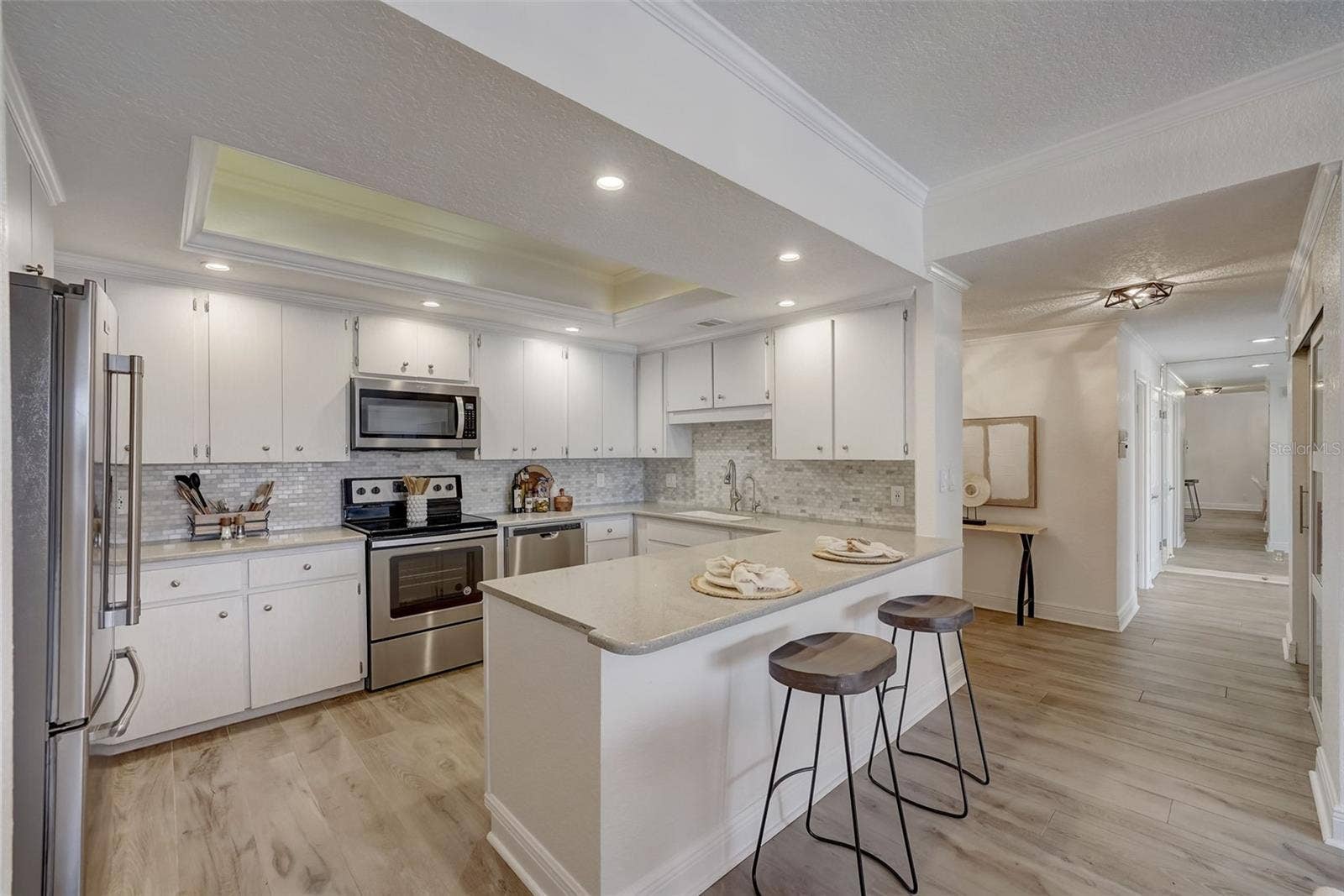6 BELLEVIEW BOULEVARD, #101, Belleair, FL 33756 Kitchen