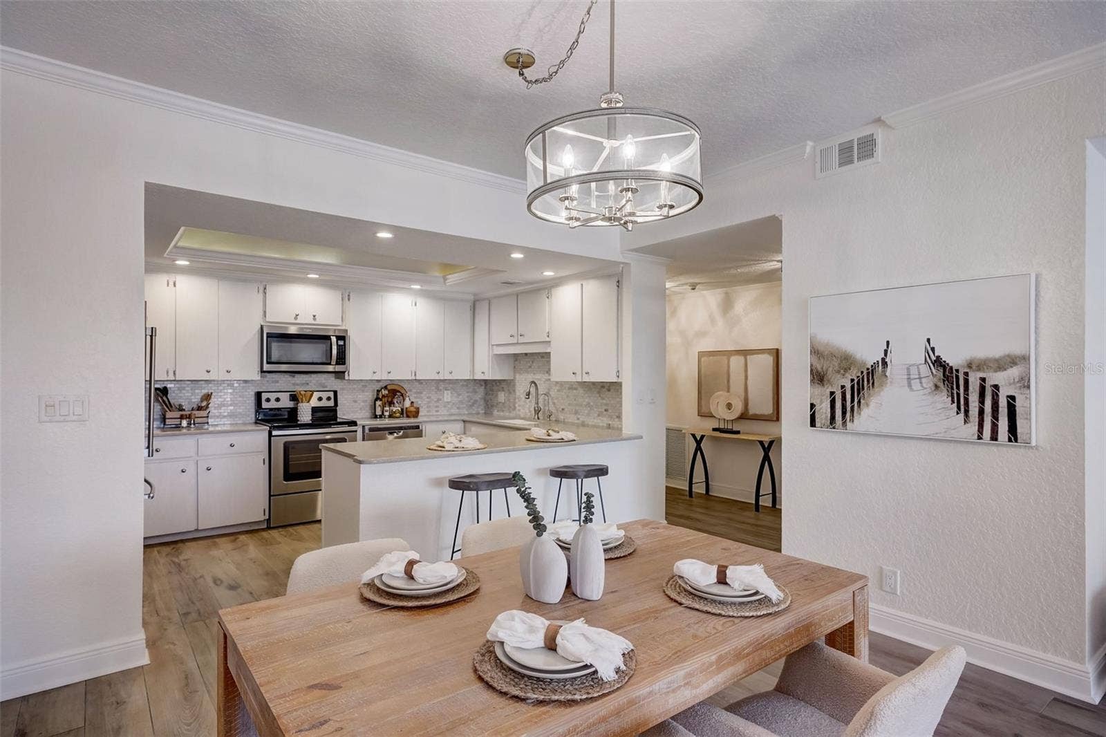 6 BELLEVIEW BOULEVARD, #101, Belleair, FL 33756 Dining room