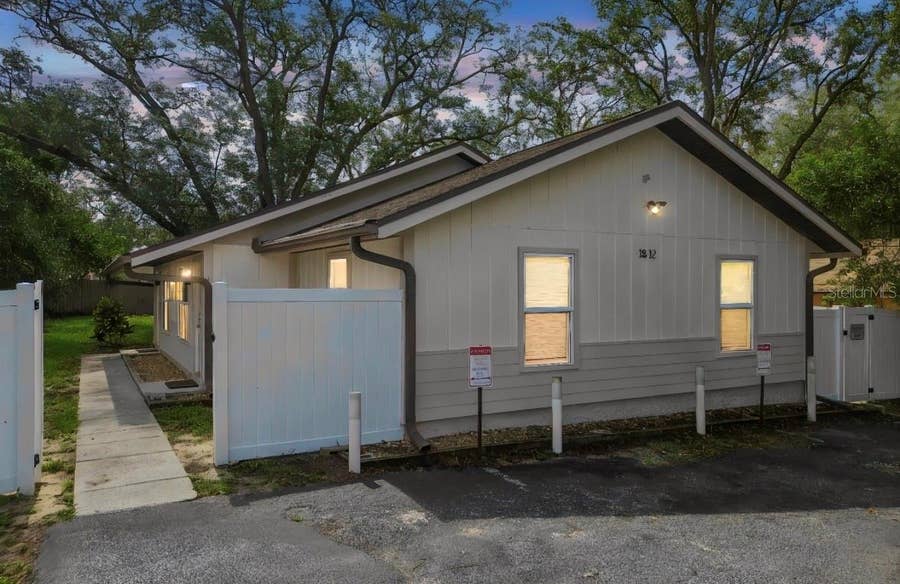 Property photo for 1812 POINSETTIA AVENUE, Tarpon Springs, FL