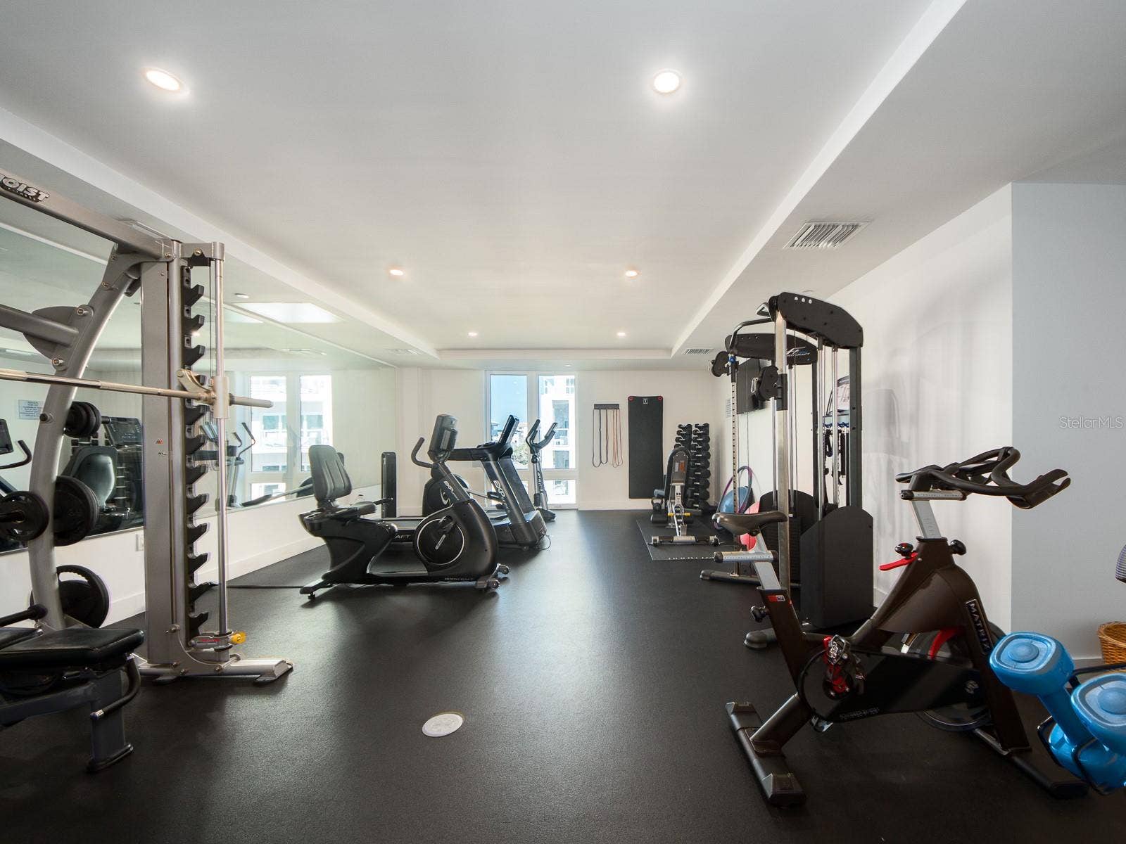 15 AVALON STREET, #401, Clearwater Beach, FL 33767 15 AVALON STREET, #401, Clearwater Beach, FL 33767