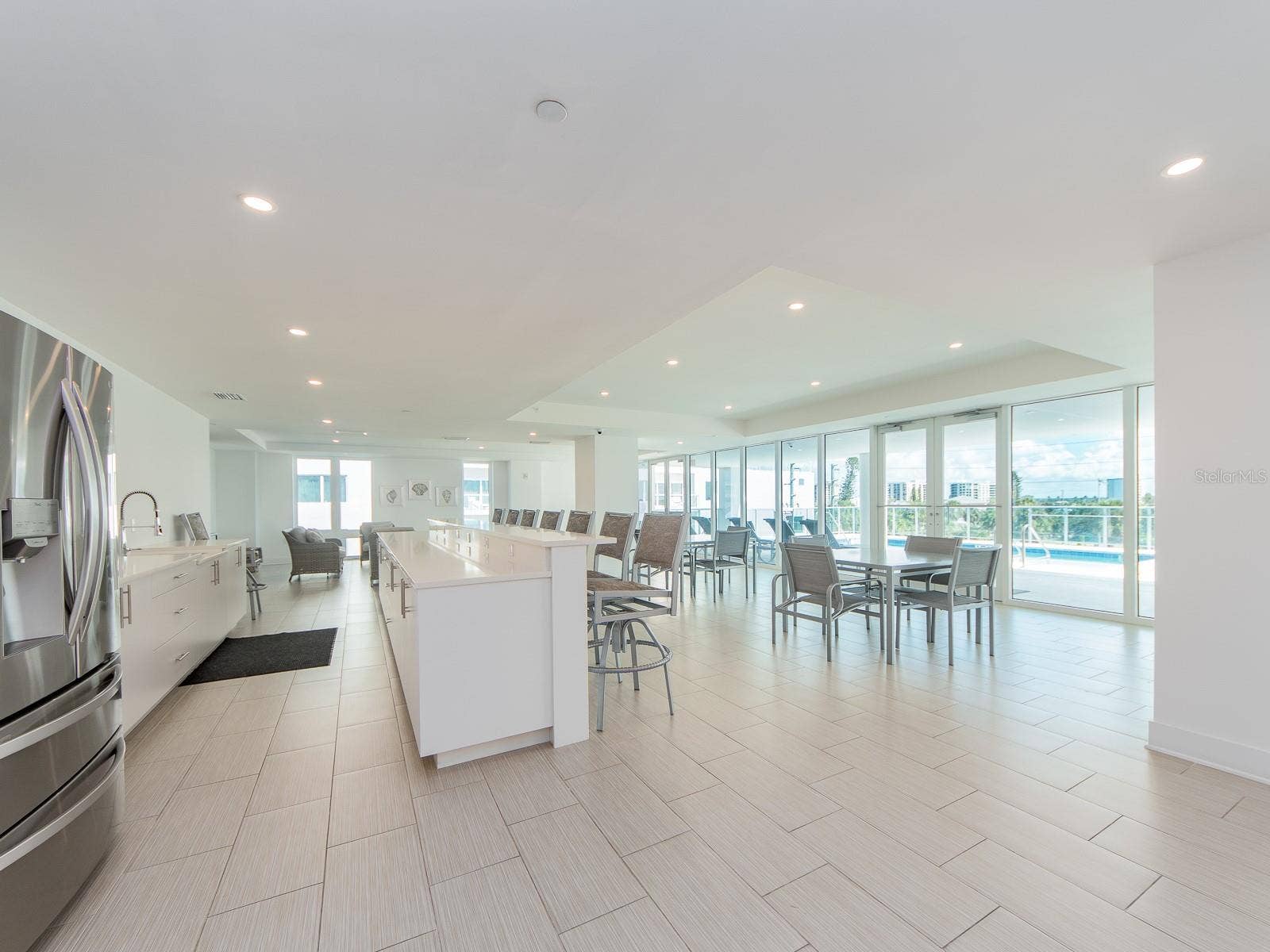 15 AVALON STREET, #401, Clearwater Beach, FL 33767 15 AVALON STREET, #401, Clearwater Beach, FL 33767