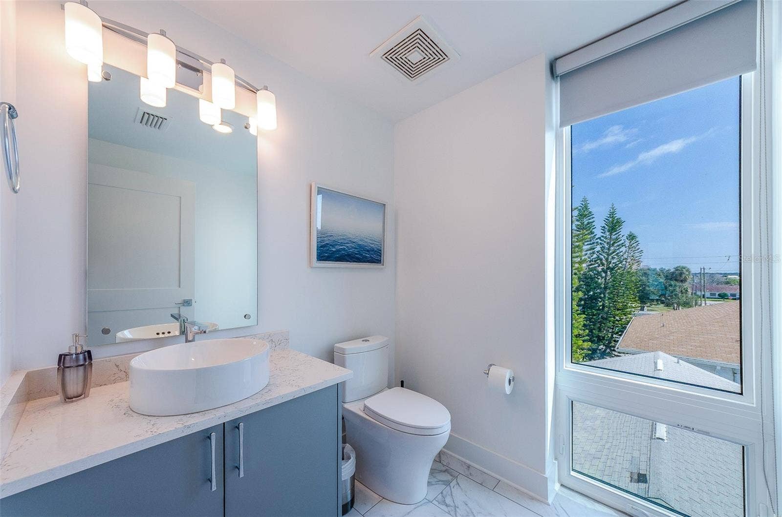 15 AVALON STREET, #401, Clearwater Beach, FL 33767 15 AVALON STREET, #401, Clearwater Beach, FL 33767