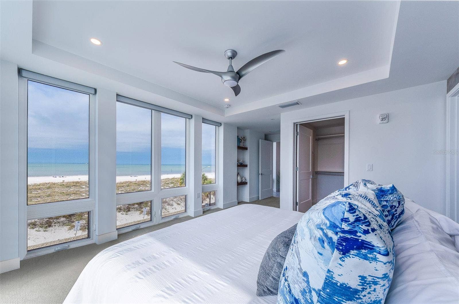 15 AVALON STREET, #401, Clearwater Beach, FL 33767 15 AVALON STREET, #401, Clearwater Beach, FL 33767