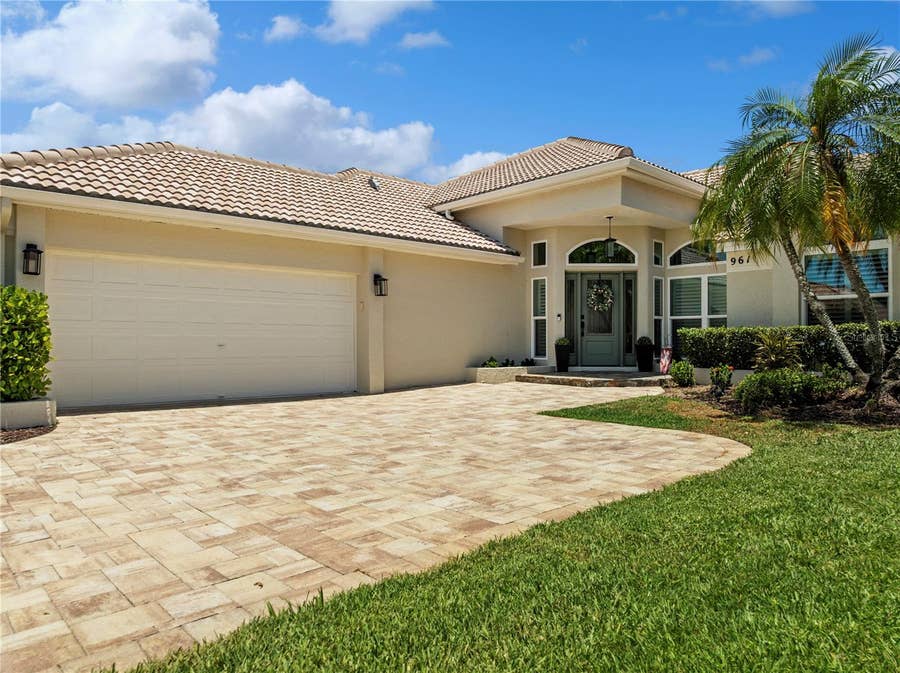 Property photo for 961 LIVE OAK AVENUE NE, St Petersburg, FL