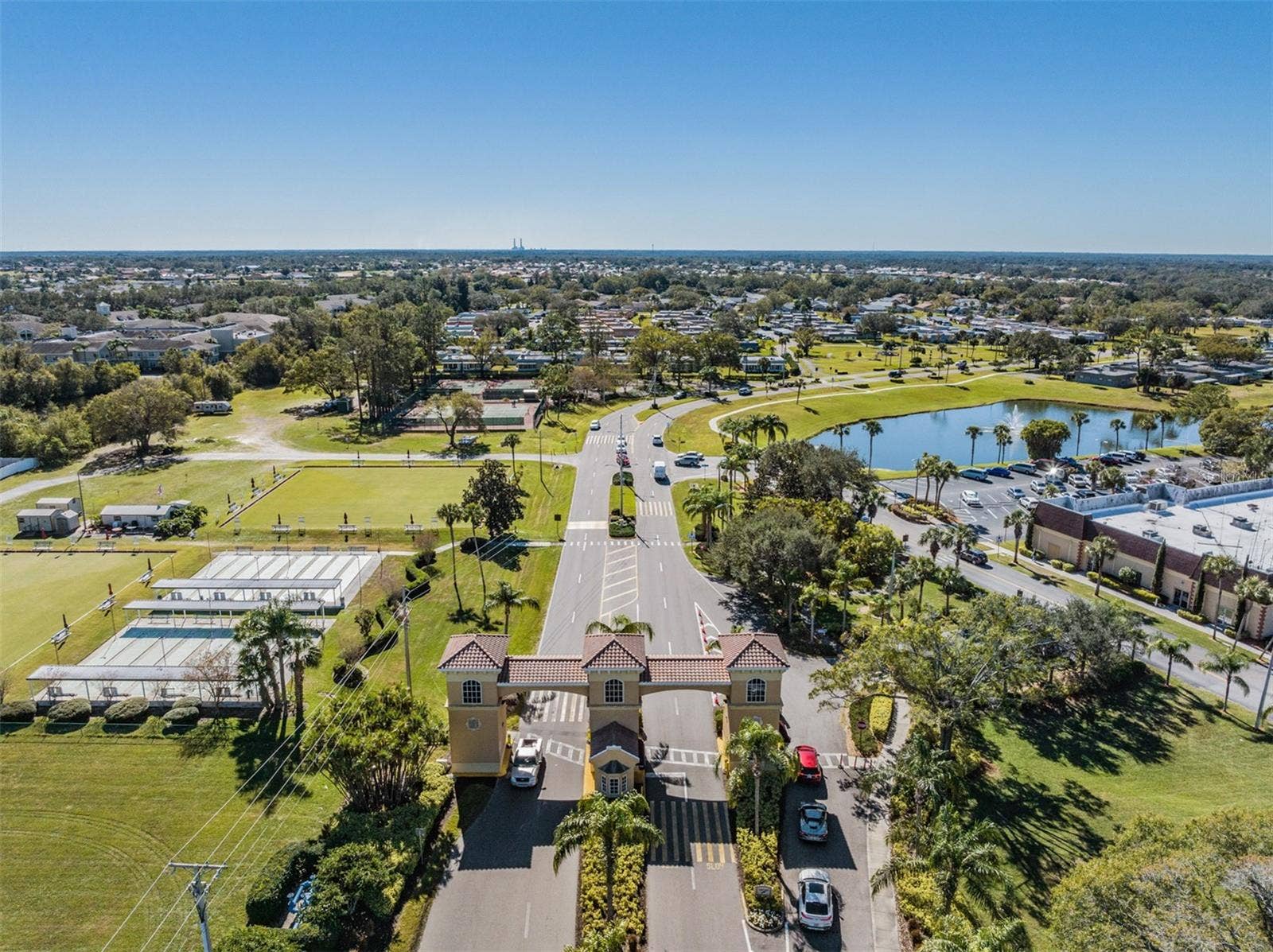 302 ANDOVER PLACE S, #167, Sun City Center, FL 33573 302 ANDOVER PLACE S, #167, Sun City Center, FL 33573