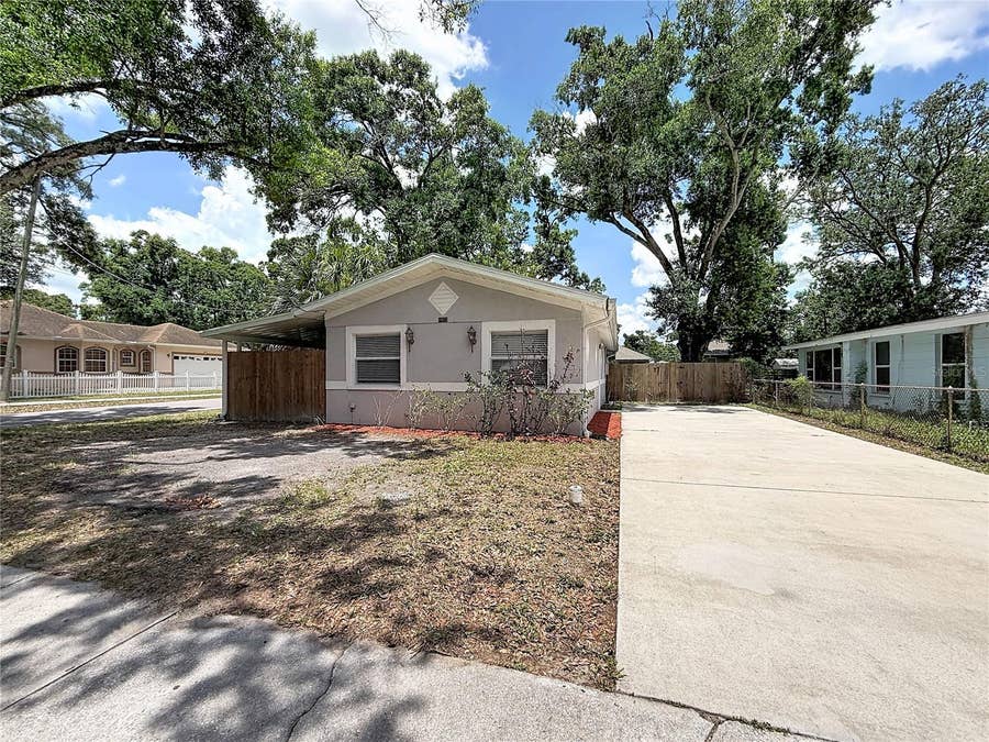 Property photo for 1913 W HANNA AVENUE, Tampa, FL