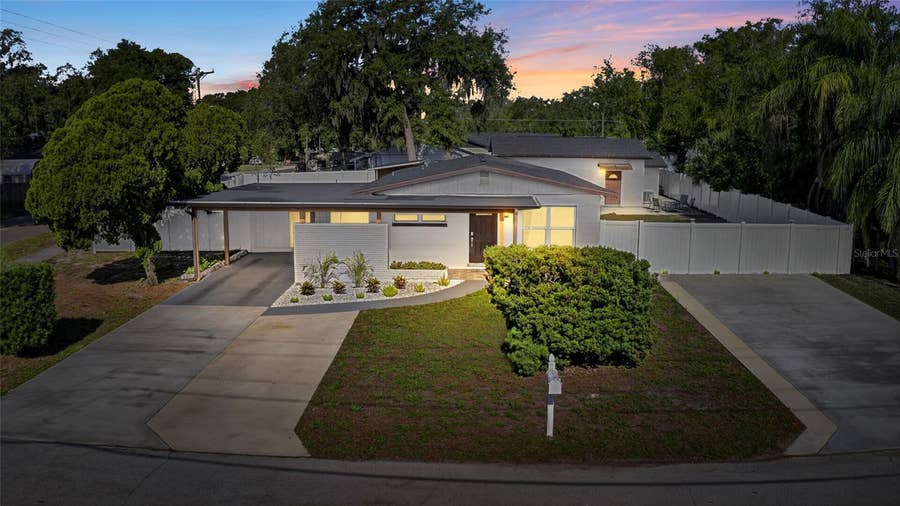 Property photo for 10402 N PAWNEE AVENUE, Tampa, FL