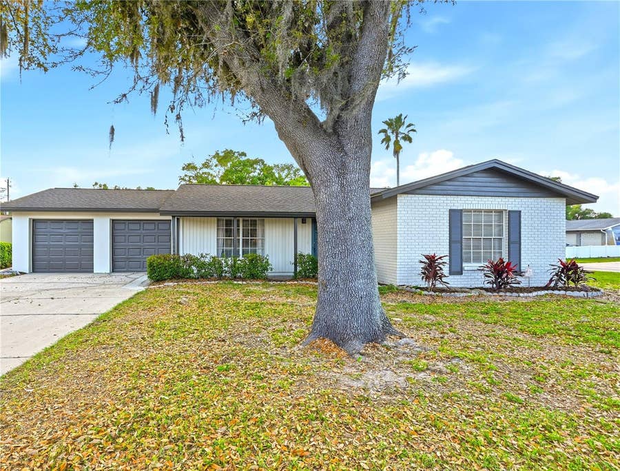 Property photo for 18320 DOLLY BROOK LANE, Lutz, FL