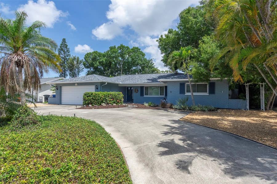 Property photo for 6743 16TH AVENUE N, St Petersburg, FL