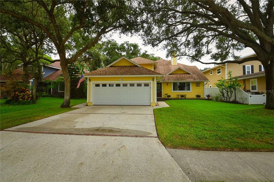 Property photo for 7519 HARBOR VIEW WAY, Seminole, FL