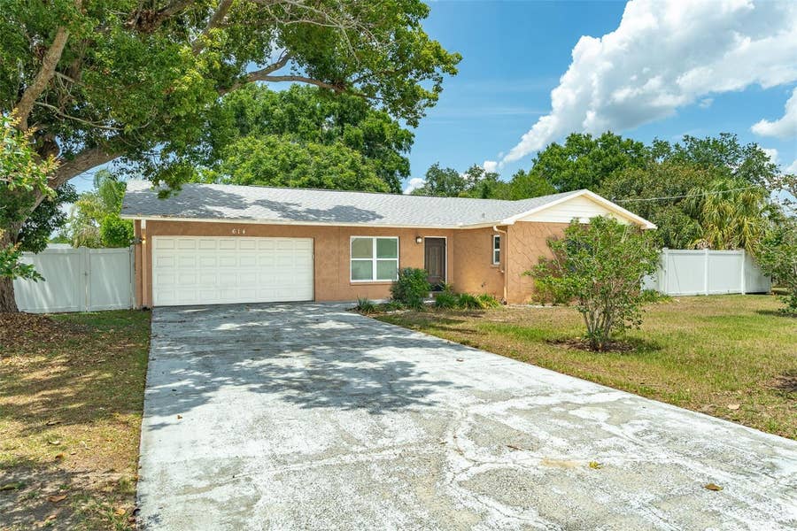 Property photo for 614 E WHEELER ROAD, Seffner, FL