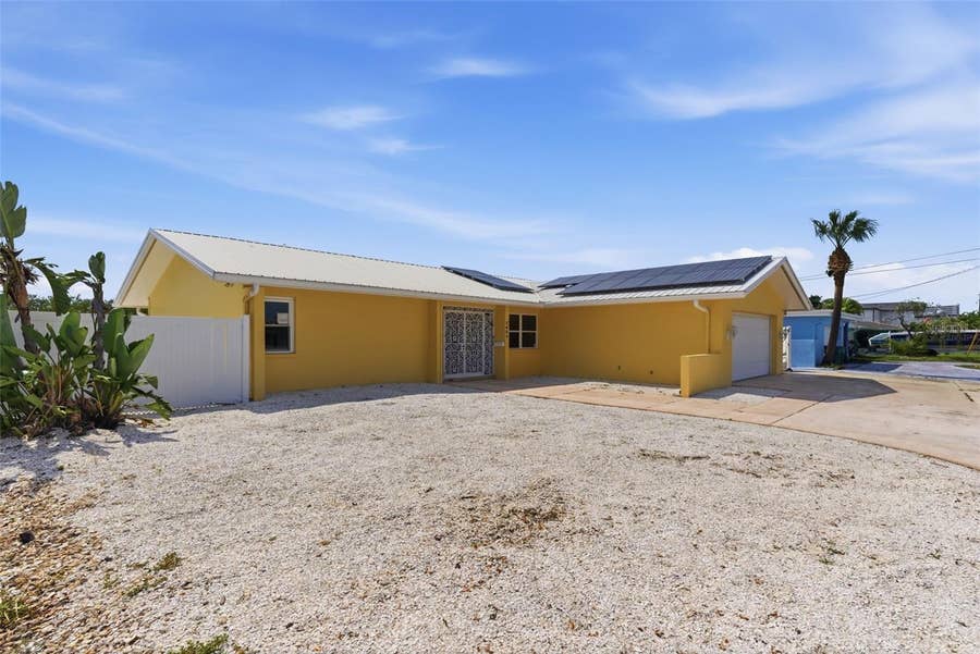 Property photo for 1421 SEA GULL DRIVE S, St Petersburg, FL