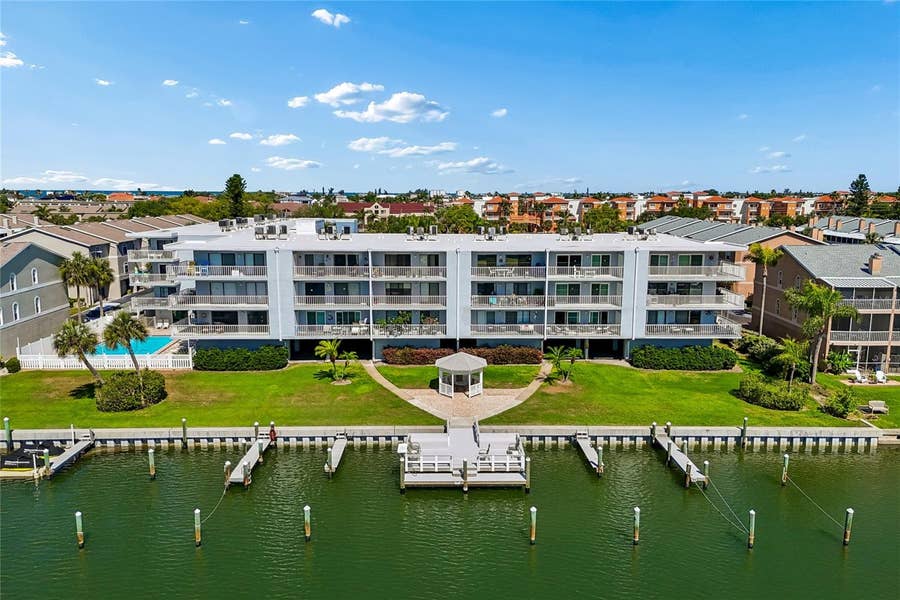 Property photo for 719 PINELLAS BAYWAY S, #301, St Petersburg, FL