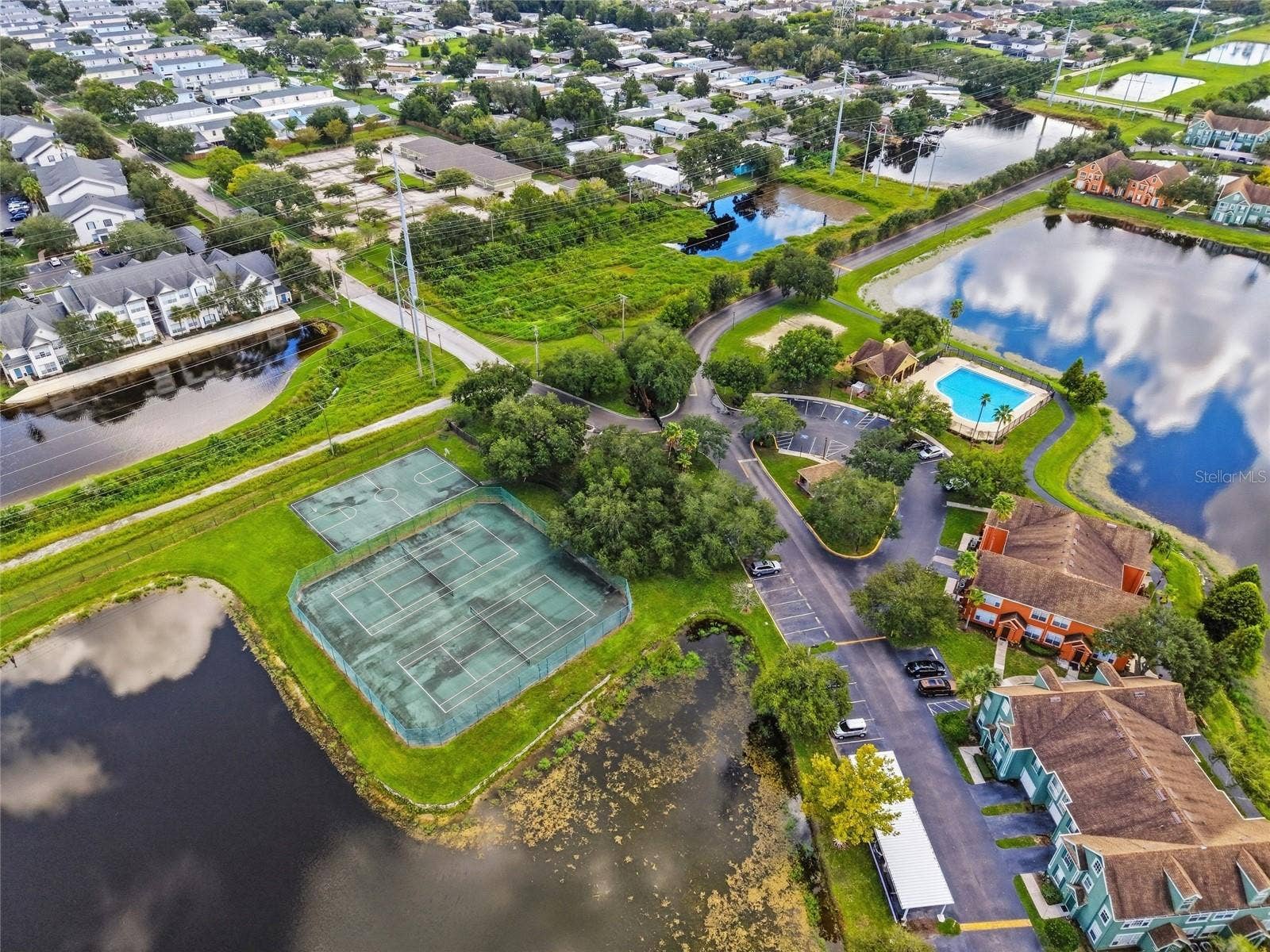 10562 WINDSOR LAKE COURT, #10562, Tampa, FL 33626 10562 WINDSOR LAKE COURT, #10562, Tampa, FL 33626