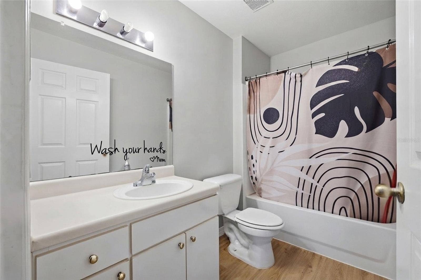 10562 WINDSOR LAKE COURT, #10562, Tampa, FL 33626 10562 WINDSOR LAKE COURT, #10562, Tampa, FL 33626