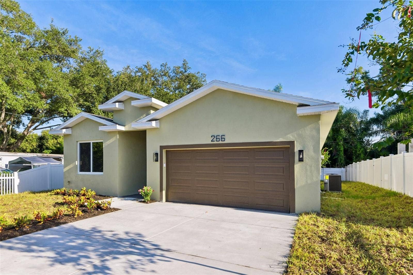 266 PLATON AVENUE, Dunedin, FL 34698 266 PLATON AVENUE, Dunedin, FL 34698