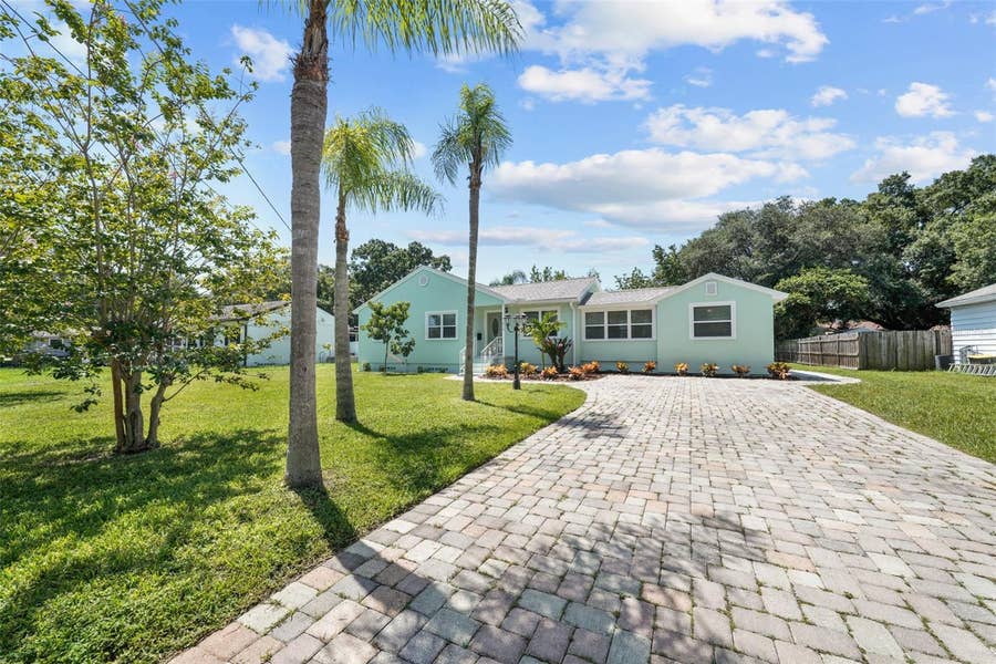 Property photo for 814 W INDIANA AVENUE, Tampa, FL