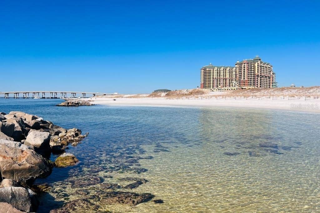 111 GULF WINDS COURT, #111, Destin, FL 32541
