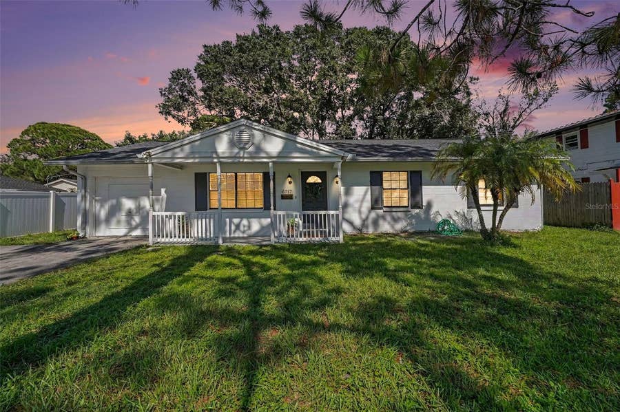 Property photo for 6717 MORNAY CIRCLE, Tampa, FL