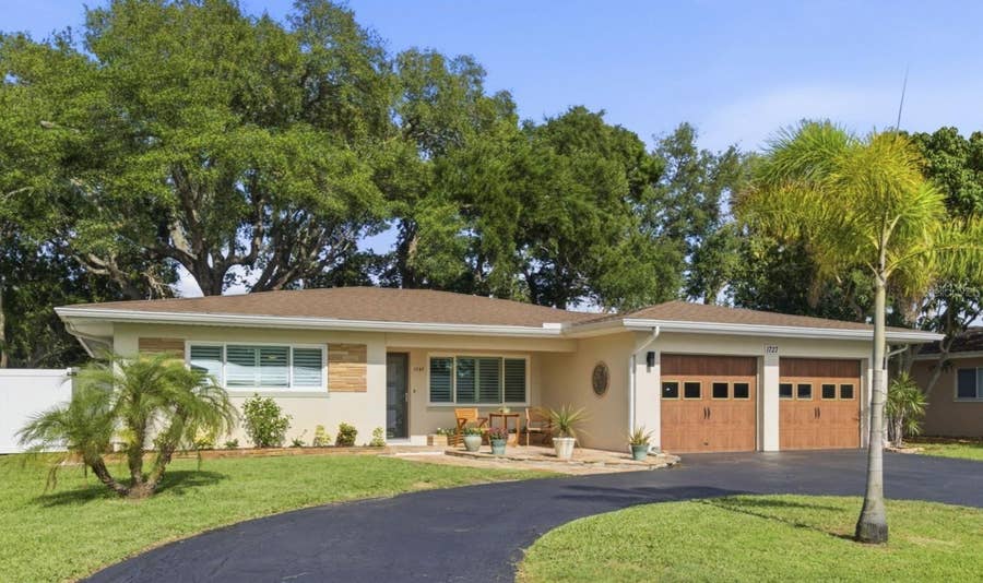 Property photo for 1727 CYPRESS AVENUE, Belleair, FL