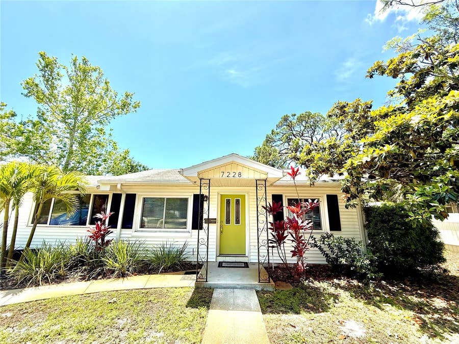 Property photo for 7228 6TH AVENUE N, St Petersburg, FL