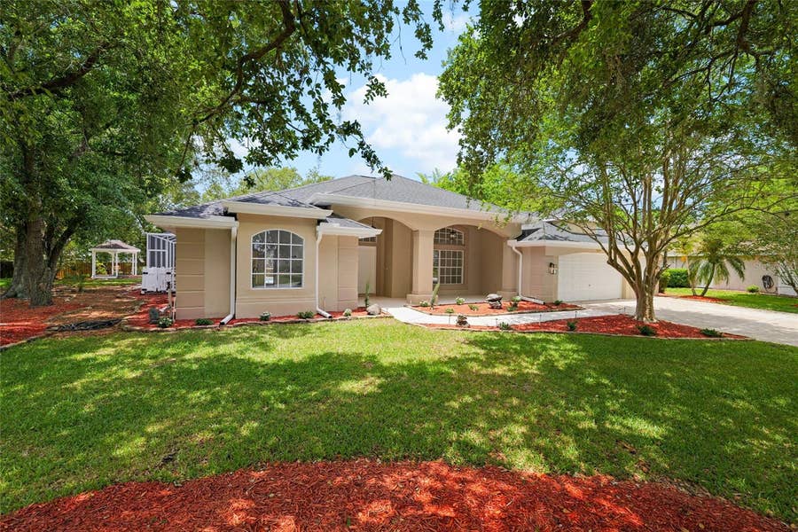 Property photo for 3519 SANDBURG LOOP, Plant City, FL