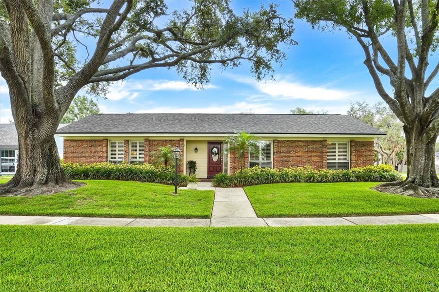 Property photo for 11816 LIPSEY ROAD, Tampa, FL