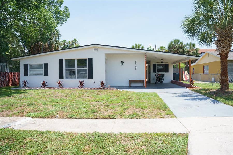 Property photo for 6552 S WEST SHORE CIRCLE, Tampa, FL
