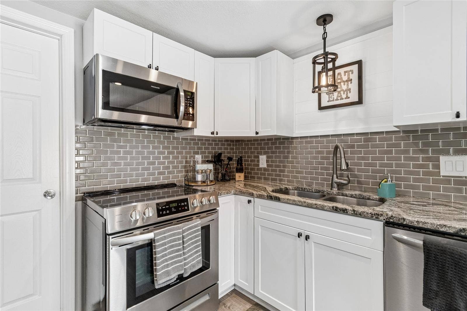 7324 STONE HAVEN COURT N, Pinellas Park, FL 33781 Kitchen