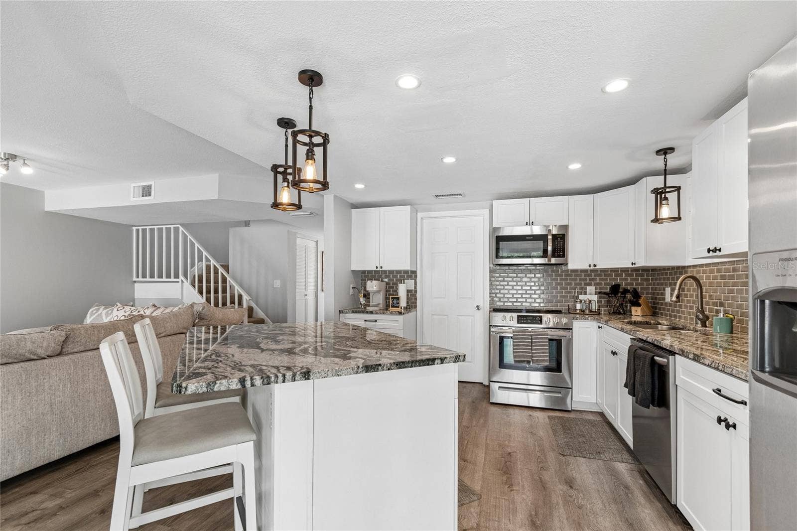 7324 STONE HAVEN COURT N, Pinellas Park, FL 33781 Kitchen