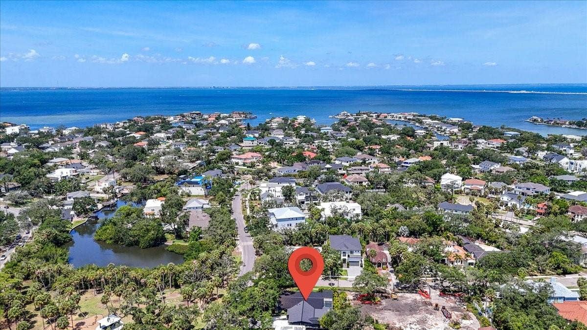 2708 N DUNDEE STREET, Tampa, FL 33629 2708 N DUNDEE STREET, Tampa, FL 33629