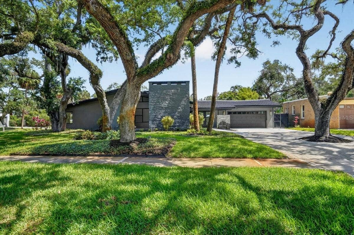 2708 N DUNDEE STREET, Tampa, FL 33629 2708 N DUNDEE STREET, Tampa, FL 33629